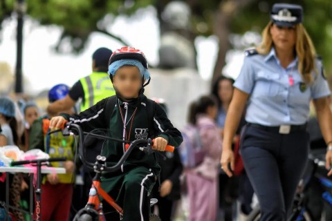 16.10.25 diimerida odikhs asfaleias 4