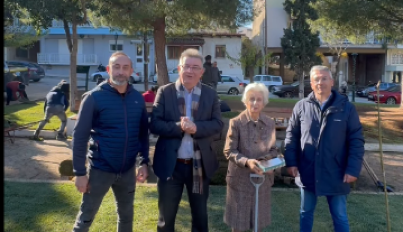 Ν. Σταυρέλης : Με πράσινο και λουλούδια ξαναζωντανεύει η πλατεία Σταύρου Ηλιόπουλου