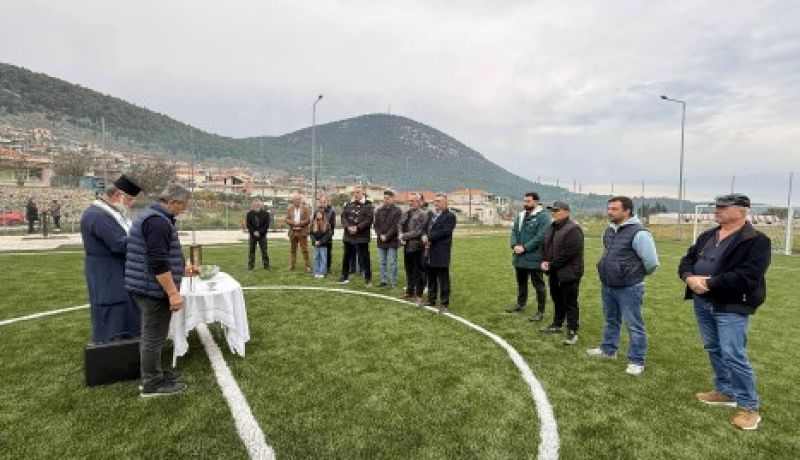 Νίκος Σταυρέλης : "Παράδοση νέου γηπέδου 5x5 και οργάνων γυμναστικής στο Σοφικό από τον Δήμο Κορινθίων"  [Βίντεο]