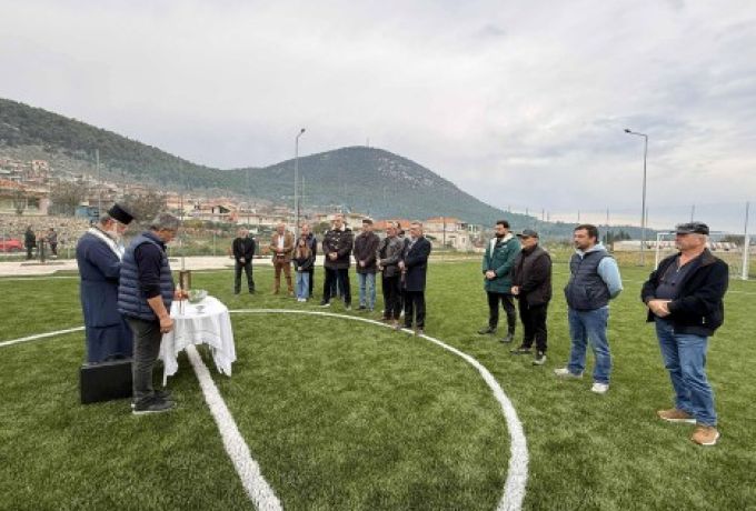 Νίκος Σταυρέλης : "Παράδοση νέου γηπέδου 5x5 και οργάνων γυμναστικής στο Σοφικό από τον Δήμο Κορινθίων"  [Βίντεο]