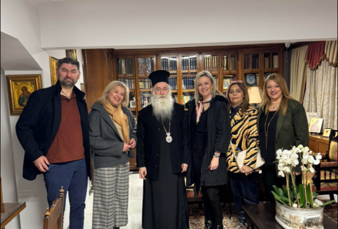 Εθιμοτυπική επίσκεψη του Εμπορικού Συλλόγου Κορίνθου στον Μητροπολίτη κ. Παύλο