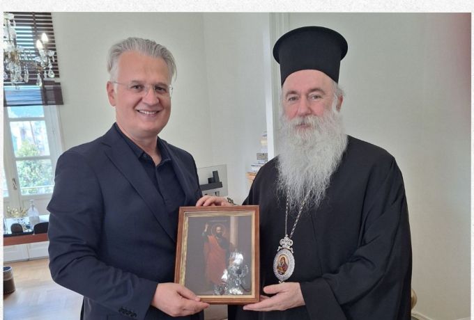 Συνάντηση Περιφερειάρχη Πελοποννήσου με τον Μητροπολίτη Κορίνθου κ. Παύλο - Σταθερή συνεργασία με προτεραιότητα την κοινωνία