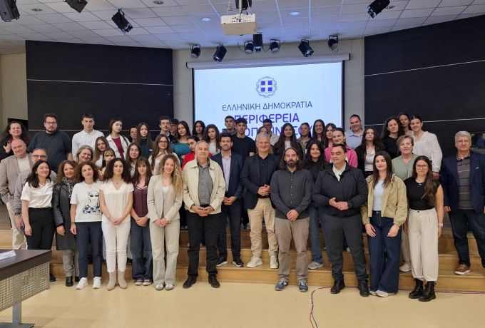 Περιφερειακό Συμβούλιο Νέων στη Σπάρτη, με ιδέες και τόλμη | Δημήτρης Πτωχός: «Θέλουμε τη γνώμη σας, τη φωνή σας, τη συμμετοχή σας»