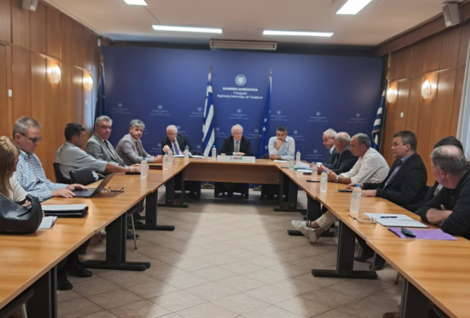 Σύσκεψη στο Υπουργείο Αγροτικής Ανάπτυξης για την Κορινθία – Στο επίκεντρο οι αποζημιώσεις από τον παγετό