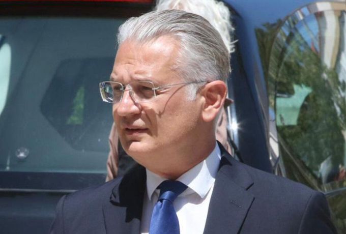 Το τελευταίο αντίο στον Νίκο Ταγαρά – Ο επικήδειος του Δημήτρη Πτωχού: «Η μνήμη σου θα φωτίζει τον τόπο που αγάπησες»
