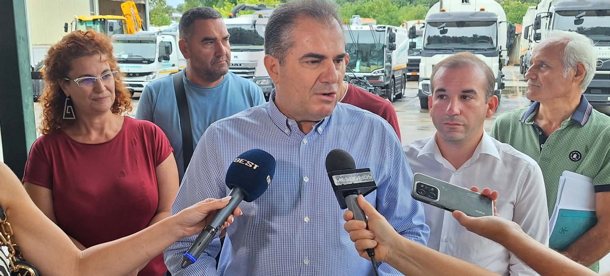 Νέα απορριμματοφόρα, σάρωθρα και μηχανήματα έργου - Ανανεώνεται ο στόλος οχημάτων του Δήμου Καλαμάτας