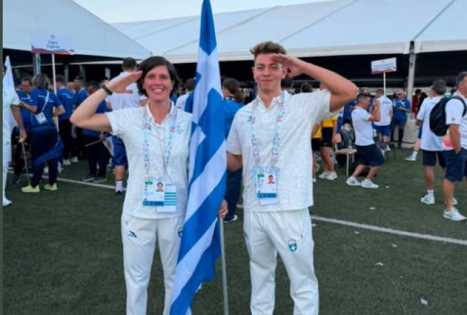 Μαρία Πρεβολαράκη &amp; Απόστολος Σίσκος: Σήκωσαν ψηλά τη Γαλανόλευκη στο Τάραντο