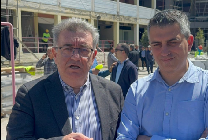 Σταυρέλης και Δήμας στα ανακαινισμένα σχολεία του Δήμου Κορινθίων
