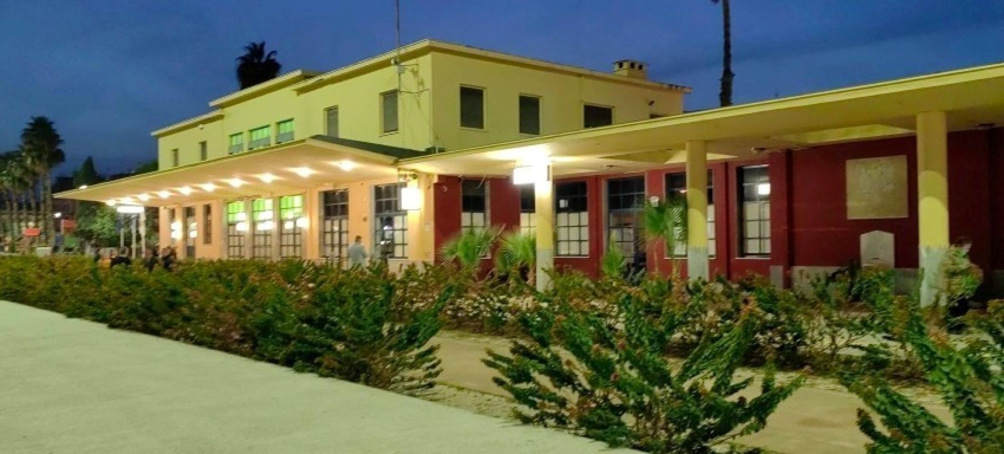 Νίκος Σταυρέλης : Η Κόρινθος αλλάζει πρόσωπο τη νύχτα – Τι έγινε στον ιστορικό σταθμό 