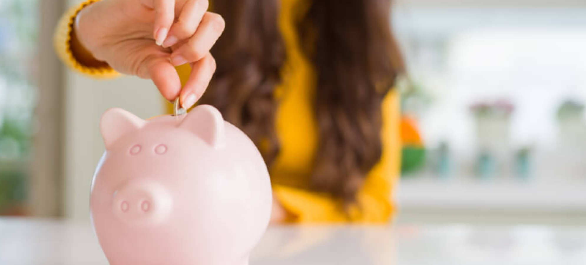 Κουμπαράς για τη Νέα Γενιά: Έως 1.200€ από το κράτος κάθε χρόνο