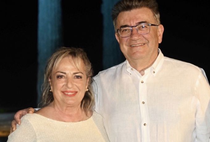 «Τέτα Μπονάτσου: Η γυναίκα που έκανε τα ΚΑΠΗ να τραγουδήσουν σε όλο τον Δήμο»