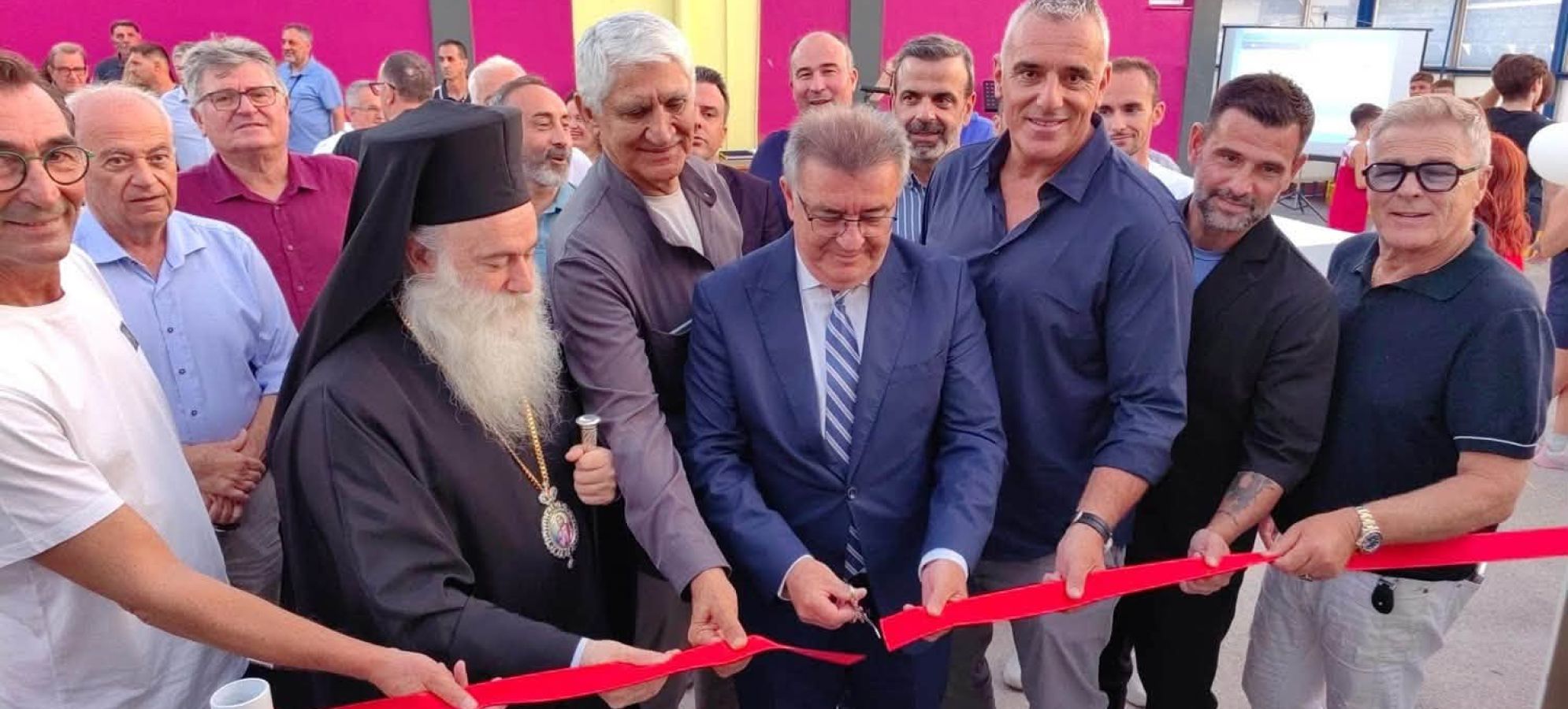 Κόρινθος: Εγκαινιάστηκε το νέο «μπαλόνι» στο ΔΑΚ – Οι μεγάλες αθλητικές προσωπικότητες