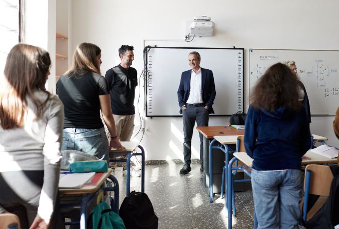 Μητσοτάκης από τον Ασπρόπυργο: Νέο βιοκλιματικό Γυμνάσιο και έργα υποδομής στο επίκεντρο