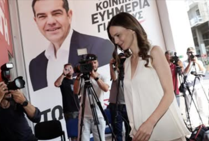 Έφη Αχτσιόγλου: Από τη Νέα Αριστερά στην ΕΛ.Α.Σ. – Οι εξελίξεις
