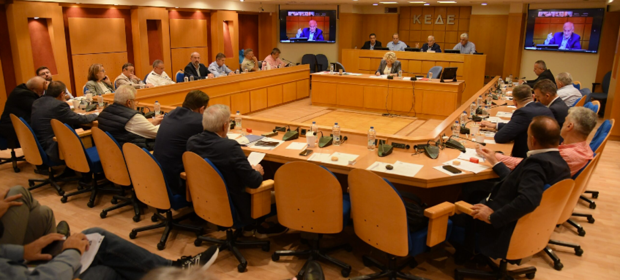 Χρηματοδότηση, ΔΕΥΑ, ενέργεια, προσωπικό και παιδικοί σταθμοί στην ατζέντα της Αυτοδιοίκησης