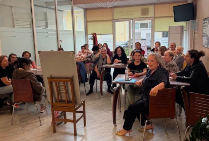 Τέτα Μπονάτσου : Μαθήματα αγγλικών στα ΚΑΠΗ του Δήμου Κορινθίων