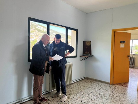 AGGELOKSTRO SXOLEIO 10