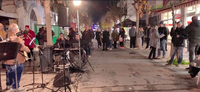 AGIOSPANARTEL FASMA KOSMOS