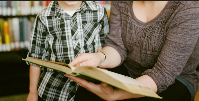 Πανελλήνια διάσταση πήρε το αποκλειστικό θέμα του “ΤΑΥΓΕΤΟΥ” για τη δασκάλα που κατήγγειλε 6χρονο μαθητή ότι την «θώπευσε» μέσα στην τάξη