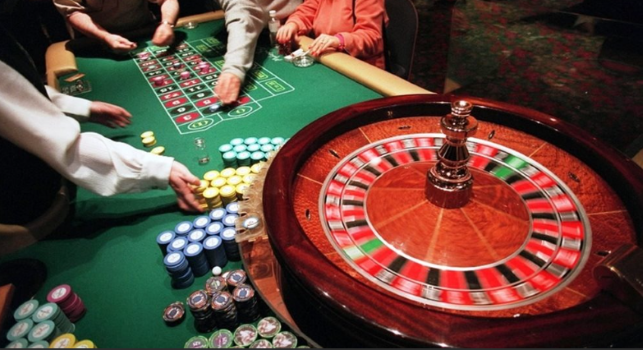 Τον έψαχναν για να τον σώσουν… και αυτός έπαιζε ρουλέτα!