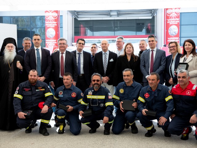 ethelontes pirosvsetes