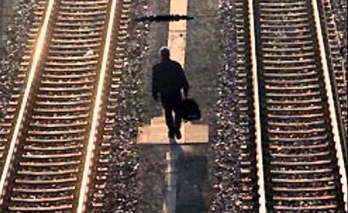 Γρηγόρης Κλαδούχος:ΤΟ ΚΙΝΗΜΑ ΤΕΜΠΩΝ ΣΤΙΣ ΡΑΓΕΣ ΑΣΦΑΛΟΥΣ ΔΙΑΔΡΟΜΗΣ