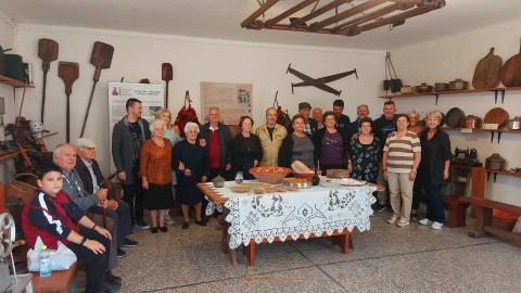 Η ΕΡΤ3 και η εκπομπή «Κυριακή στο Χωριό Ξανά» στο Λαογραφικό Μουσείο Περαχώρας!