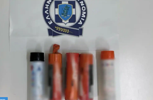 Λουτράκι: Συνελήφθησαν δύο ανήλικοι για χρήση καπνογόνων σε αγώνα ποδοσφαίρου