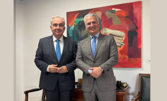 Συνάντηση του Περιφερειάρχη Δημήτρη Πτωχού με τον Αναπληρωτή Υπουργό Εθνικής Οικονομίας και Οικονομικών Νίκο Παπαθανάση