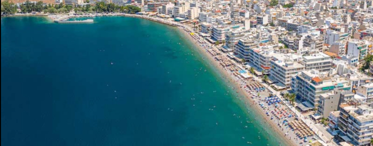 Ολοκληρώθηκαν οι εργασίες – Σε λειτουργία ξανά τα ντους της παραλίας Λουτρακίου