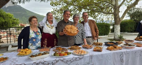 Η Περαχώρα πρωταγωνίστησε στην εκπομπή “Κυριακή στο χωριό ξανά” – Ευχαριστίες από την Πρόεδρο της Κοινότητας Χρυσούλα Παππά