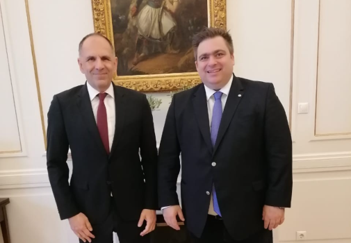 Συνάντηση του Προέδρου της ΚΕΕΕ. κ. Γιάννη Βουτσινά, με τον Υπουργό Εξωτερικών, κ. Γιώργο Γεραπετρίτη