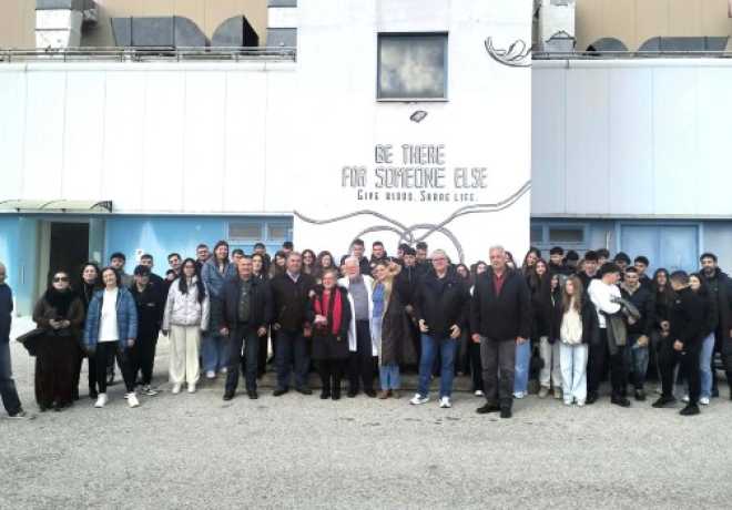 Εκπαιδευτική επίσκεψη μαθητών του Ξυλοκάστρου στο Εθνικό Κέντρο Αιμοδοσίας