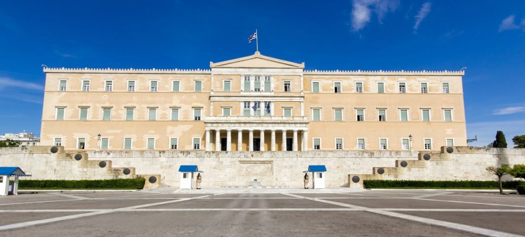 Δημοσκόπηση Opinion Poll: ΝΔ 30,3%, ΕΛ.Α.Σ. 15,9% – Εννέα κόμματα στη Βουλή και ο Κασιδιάρης