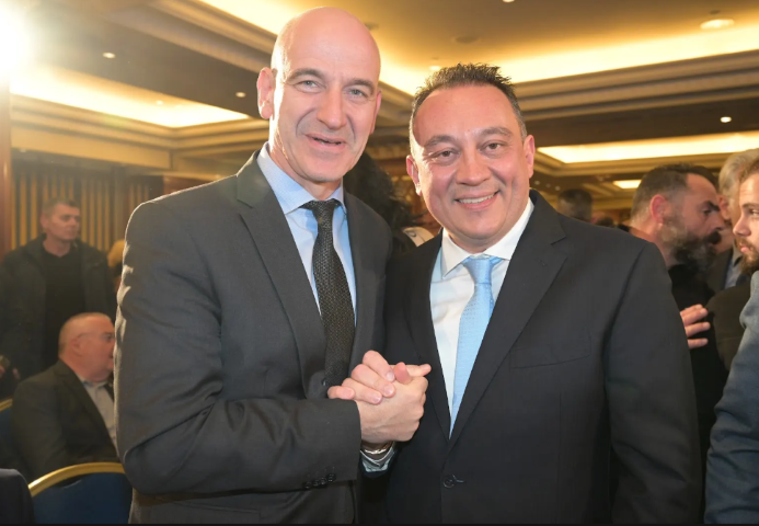 ARKADIAVLASSI OMOLILA5