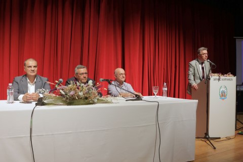  Oι πρώτοι απόφοιτοι του ΔΕΑΠ Δήμου Κορινθίων