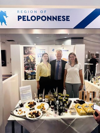 Ekthesi gia ton politismo kai ta proionta ton ellinikon Perifereion stis Vryxelles 25062025 4