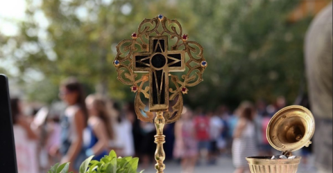 Σχολεία: Ανατροπές στο ωράριο από το πρώτο κουδούνι τον Σεπτέμβριο – Ποιοι γονείς και μαθητές θα βρεθούν «προ εκπλήξεως»
