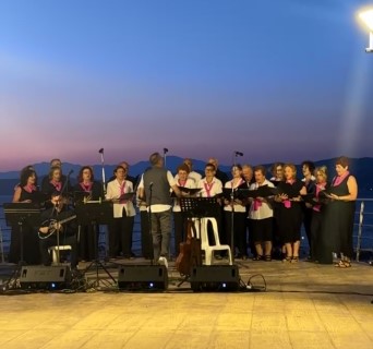 Μια μαγική βραδιά και η χθεσινή αφιερωμένη στο Μίμη Πλέσσα  που επιμελήθηκε ο Μάκης Ψαραδέλλης