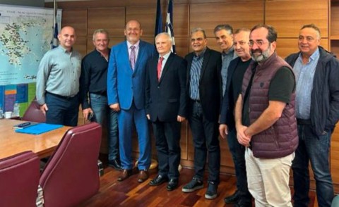 Συνάντηση Γιάννη Ανδριανού με Προέδρους Επιμελητηρίων και εκπροσώπους παραγωγικών φορέων της Πελοποννήσου