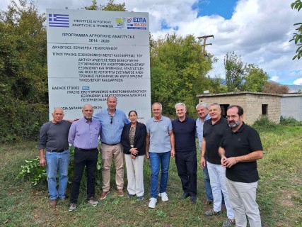 Στο έργο άρδευσης 1,8 εκατ. ευρώ που αλλάζει τον τρόπο διαχείρισης νερού στον Φενεό ο Περιφερειάρχης Δημήτρης Πτωχός