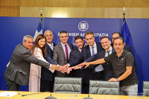 Υπουργός Χρίστος Δήμας | Υπογράφηκε η σύμβαση για την ενεργειακή αναβάθμιση του σχολικού συγκροτήματος Γκράβας