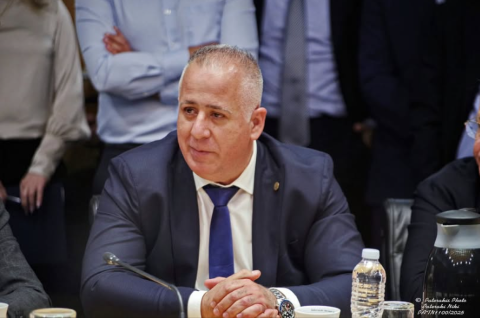 Σε επιτυχημένη χειρουργική επέμβαση υπεβλήθη ο Δήμαρχος Βέλου Βόχας Θανάσης Μανάβης